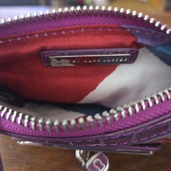 Marc by Marc Jacobs Zip Wallet Coin Pouch with Logo Lock Purple Red - Picture 4 of 5